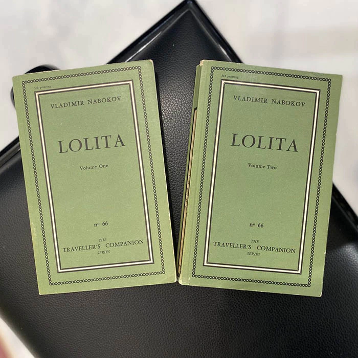Книга "Лолита"  Набоков В. На английском языке