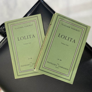 Книга "Лолита"  Набоков В. На английском языке