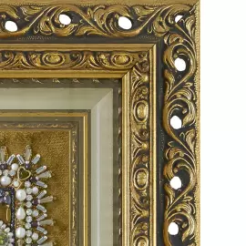 Вышитая икона "Богоматерь Остробрамская" в раме