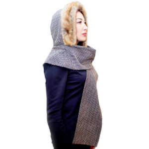 Women's bonnet with sable fur trim "Galant"