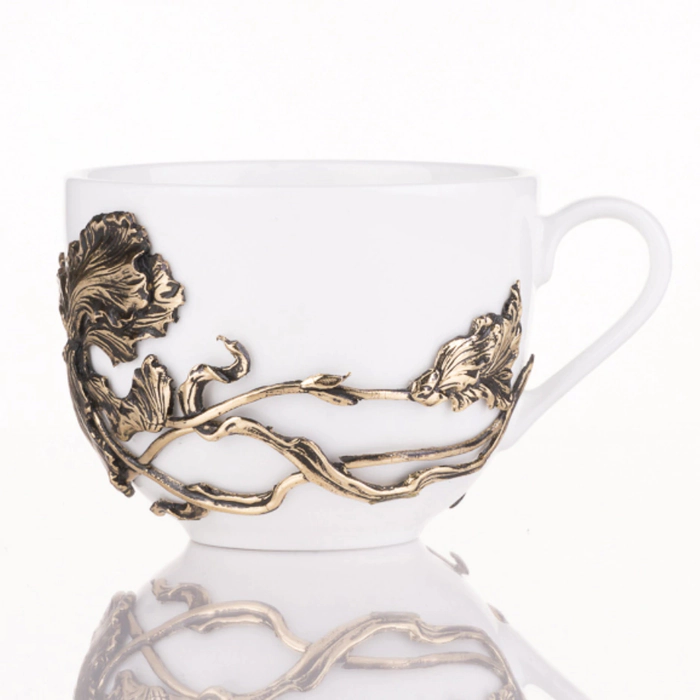 Tea steamer made of porcelain and brass "Iris"