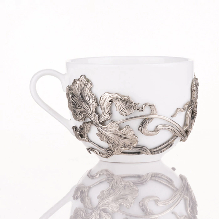 Tea steamer made of porcelain and nickel silver "Iris"