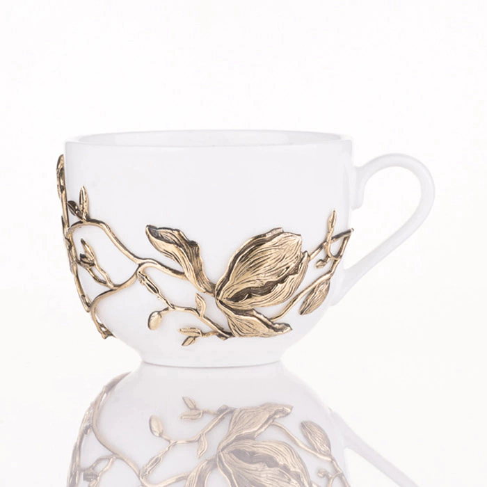Tea steamer made of porcelain and brass "Magnolia"
