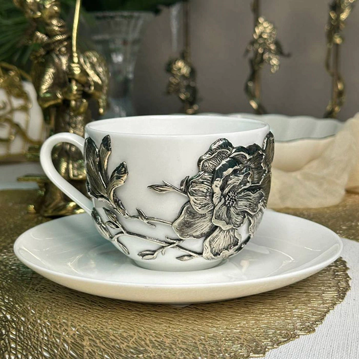 Tea steamer made of porcelain and nickel silver "Magnolia"