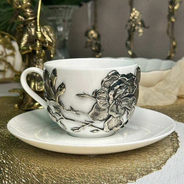 Tea steamer made of porcelain and nickel silver "Magnolia"