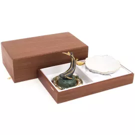 Икорница из нефрита и фарфора "Белуга" Златоуст