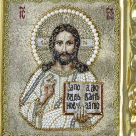 Вышитая венчальная пара "Богоматерь Владимирская. Господь Вседержитель" в киоте