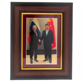 Moscow gift set with book and painting "Putin and Xi Jinping" in a lacquered box, in Chinese
