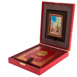 Gift set "Moscow" with a book and a painting "Kremlin" in a lacquered box, in Chinese