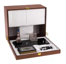 Композиция из долерита и латуни "Коран с Мечетью" с четками, Златоуст