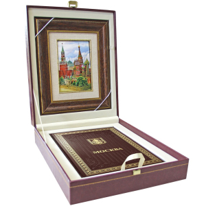 Gift set with a book and a panel "Moscow"