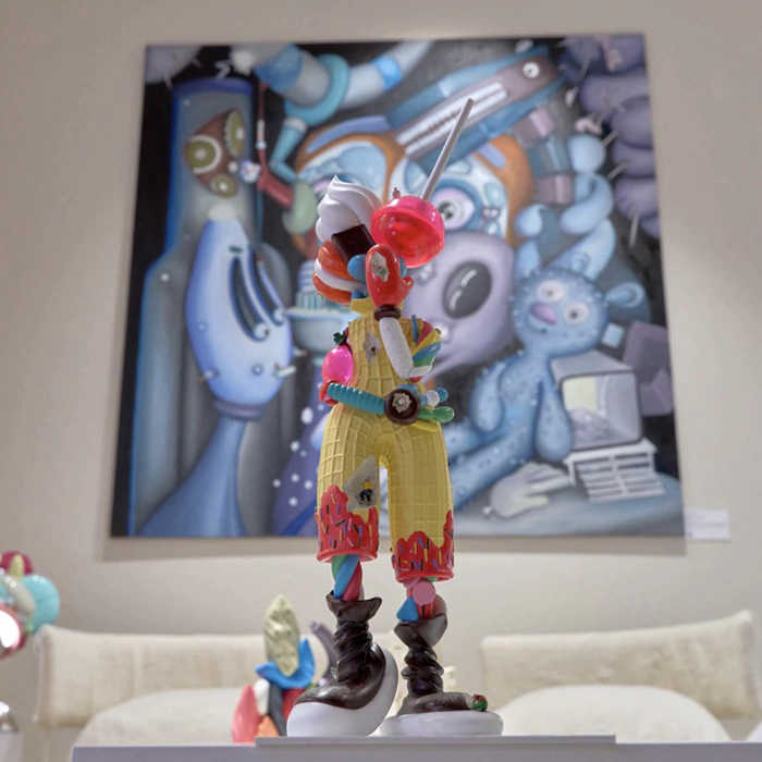 Candylady sculpture by Taras Zheltyshev
