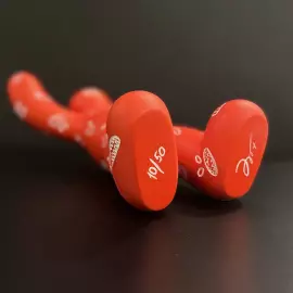 Скульптура Red fear художника Тараса Желтышева