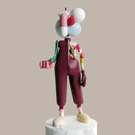 Pillman sculpture by Taras Zheltyshev