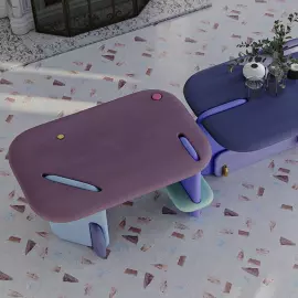 Игровой стол "Don't play with food" художника Тараса Желтышева