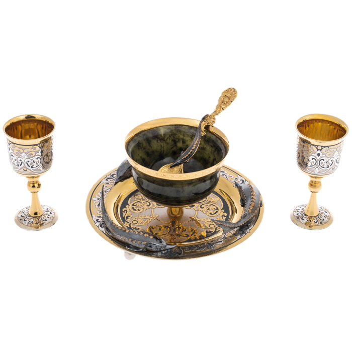 Икорница из нефрита "Стерлядь" на 2 персоны, Златоуст