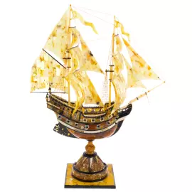 Souvenir of amber "Frigate Santa Maria"