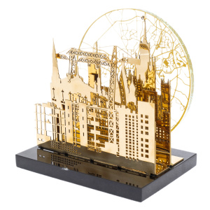 Brass business souvenir "We are building cities. Moscow"