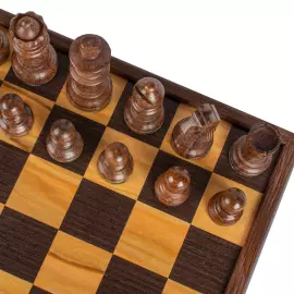 Olive wood and wenge chess set "Staunton"