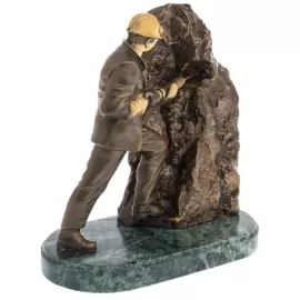 Скульптура из бронзы "Шахтер в работе"
