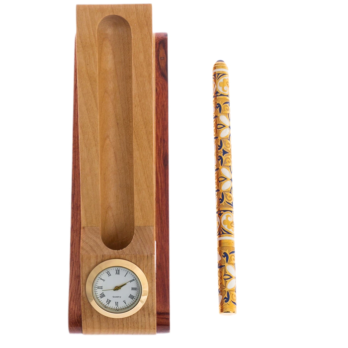 A pen in an Ornament stand with a clock, Zlatoust