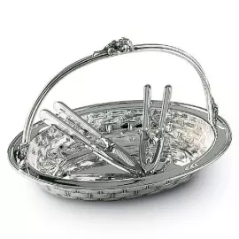 Oval dish with a silver "Palace" handle