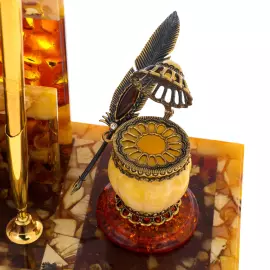 Письменный прибор из янтаря "Рим. Маяк" с ручками и чернильницей