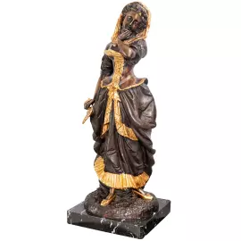 Скульптура бронзовая "Дама"