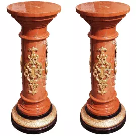 Пара мраморных постаментов "Коринф"