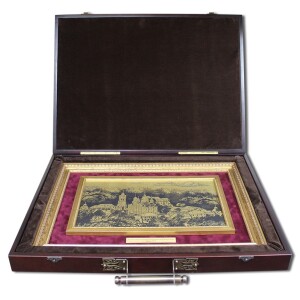 Corporate gift "Engraving in a case"