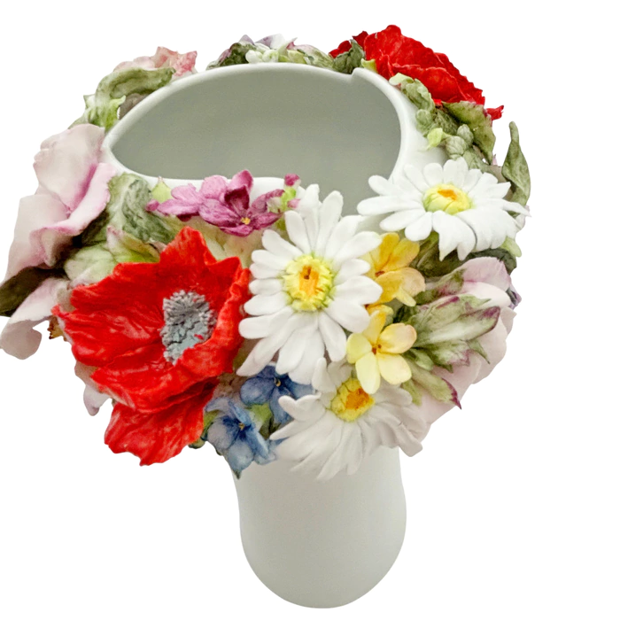 Porcelain flower vase "Holiday - Wildflowers in a circle"