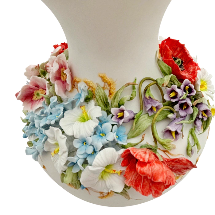 Porcelain flower vase "Maria - Wildflowers in a circle"