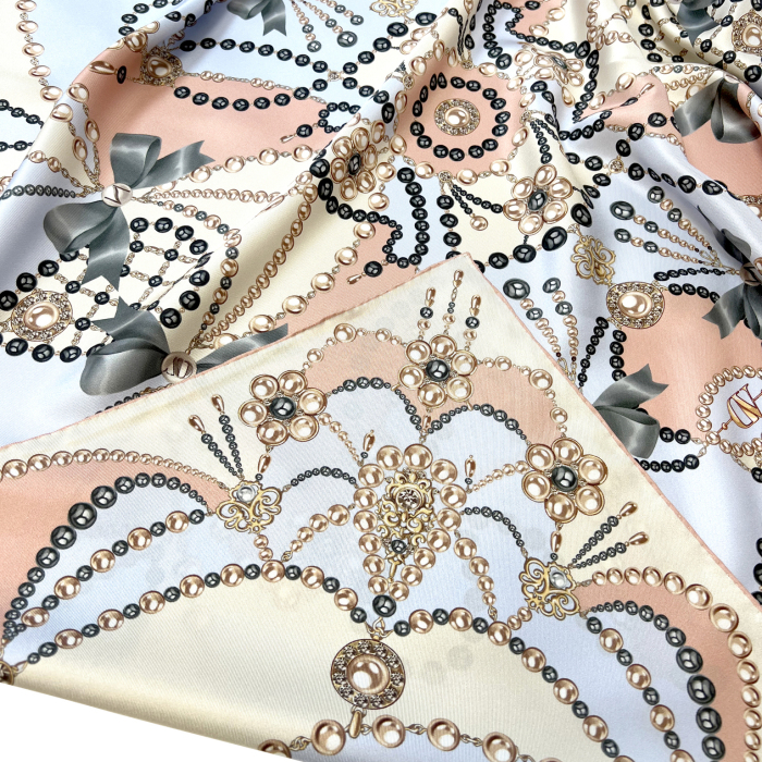Silk handkerchief "Pearl is always right" blue