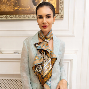 Silk shawl "United Arab Emirates – Russia" blue