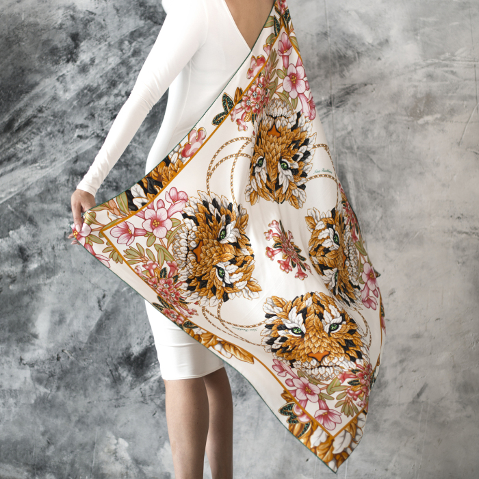 Silk handkerchief "Precious tigers" white