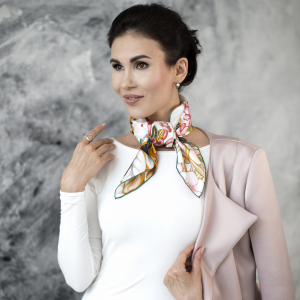 Silk handkerchief "Precious tigers" white
