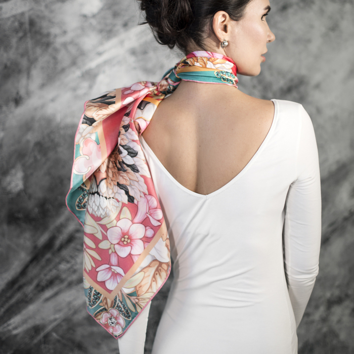 Silk handkerchief "Precious tigers" pink