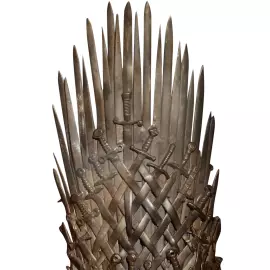 Шахматный гарнитур из ореха и бивня мамонта "Game of Thrones / Игра престолов"