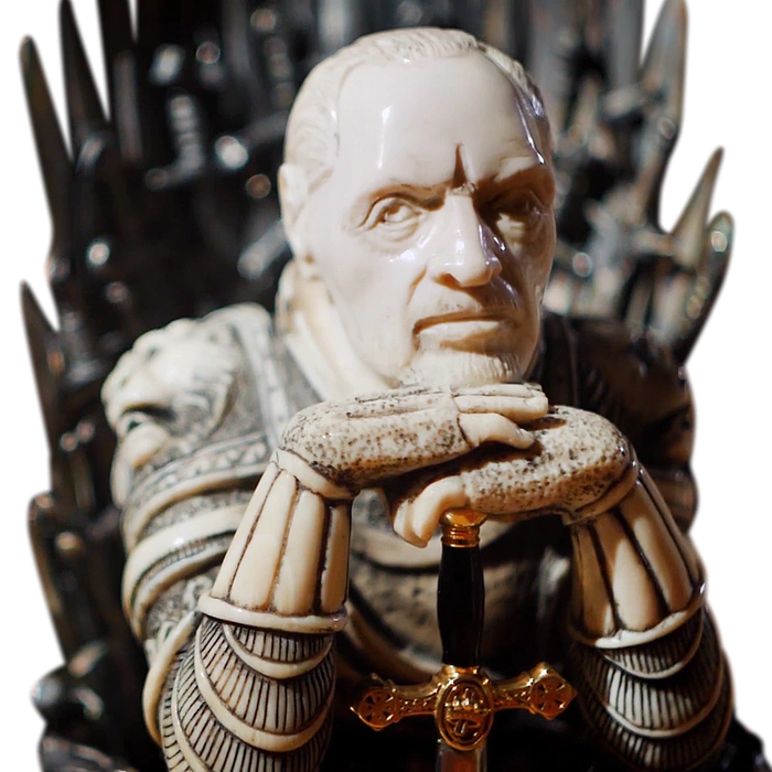 Walnut and mammoth tusk chess set "Game of Thrones/ Game of Thrones"