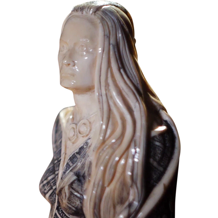 Walnut and mammoth tusk chess set "Game of Thrones/ Game of Thrones"