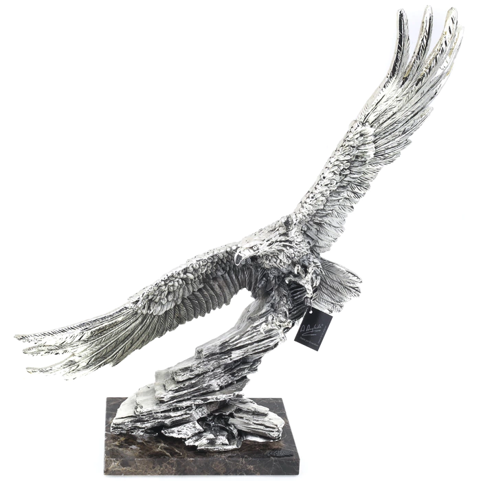 Sculpture "Silver Eagle" silvering (Silver Eagle)