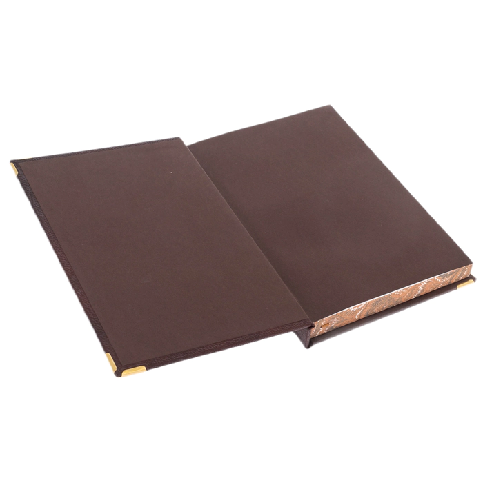 The leather-bound book "Folk wisdom. Collection of Russian proverbs" in a box