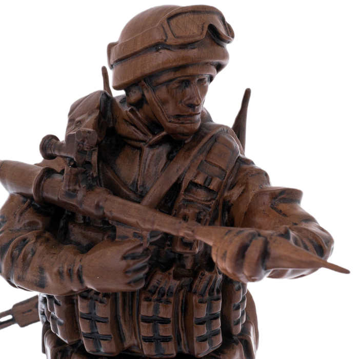 Statuette made of beech "Soldier No. 3"