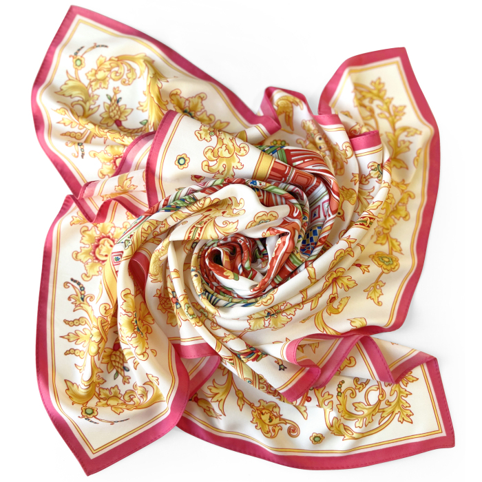 St. Basil's Cathedral gift set with handkerchief and notebook