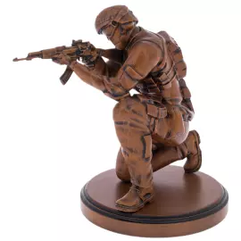 Статуэтка из бука "Солдат №2"