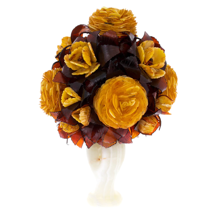Ikebana made of amber "Moribana" in an onyx vase