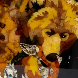 Нарды из ясеня и янтаря "Медведь на охоте"