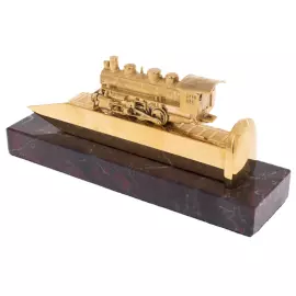 Сувенир "Паровоз" на надставке из яшмы, Златоуст