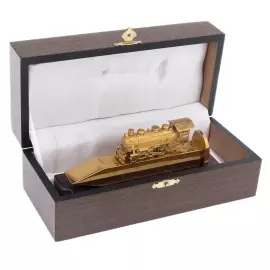 Сувенир "Паровоз" на надставке из яшмы, Златоуст