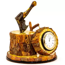 Часы настольные из янтаря "Дровосек"
